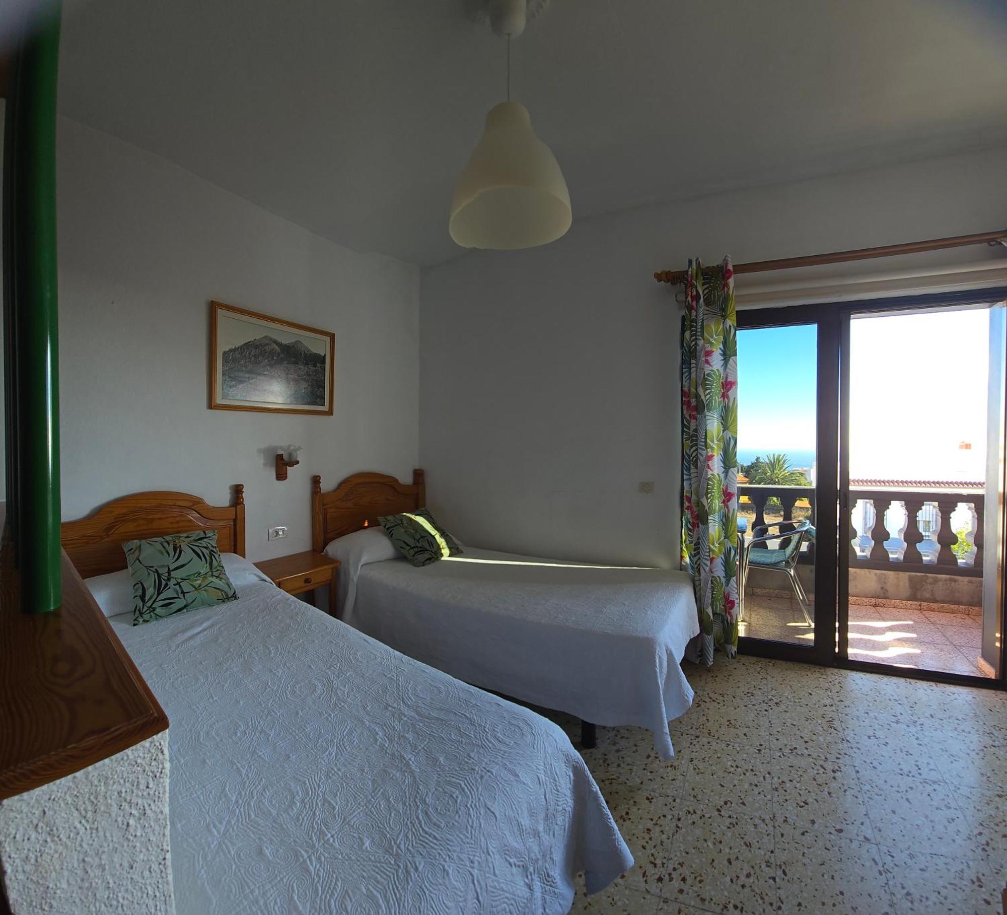 Apartamentos Los Volcanes Fuencaliente de la Palma Exterior photo